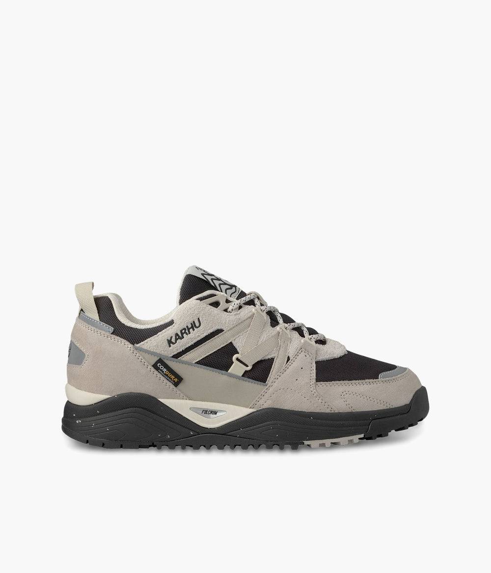 karhu-f830017-silver-lining-silver-lining-1.jpg